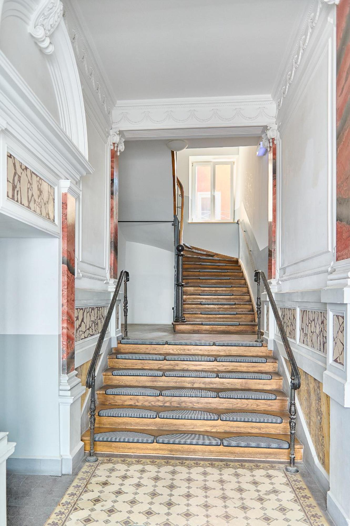 Отель Schwanthaler Hof Мюнхен Экстерьер фото